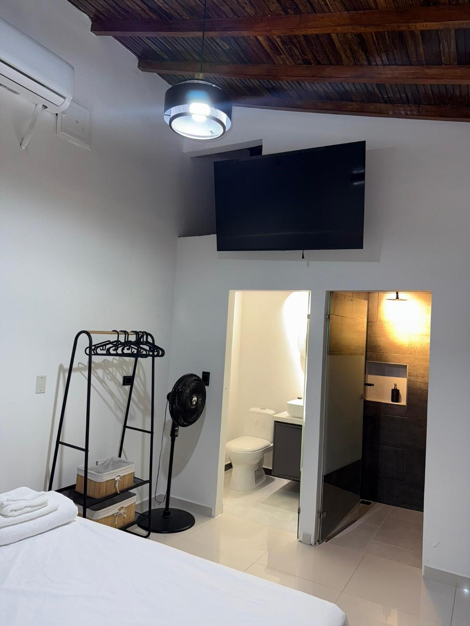 Clandestino - Hotel Boutique La Dorada Dış mekan fotoğraf